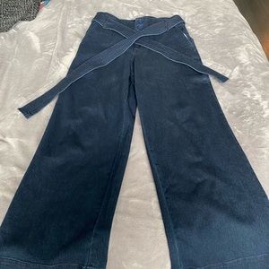 Bell Bottom Pants with Belt (Never Worn!) size 8